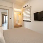 Paizan Homes - Centre Apartmán *