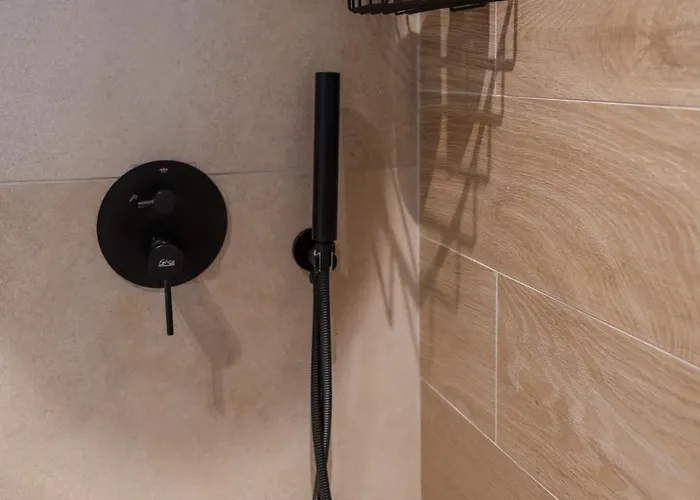 Paizan Homes - Centre Daire *