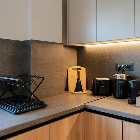 Paizan Homes - Centre Apartment