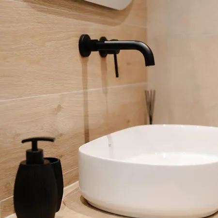 Paizan Homes - Centre *