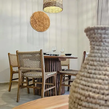 Paizan Homes - Center Apartment