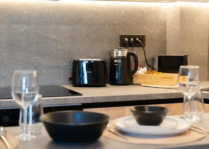 Paizan Homes - Centre Apartman Kosz