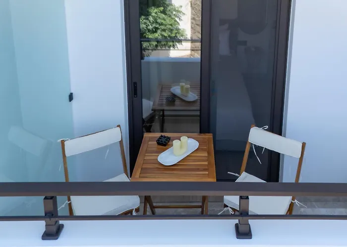 Paizan Homes - Centre Apartman