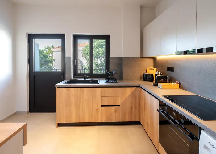 Paizan Homes - Centre *